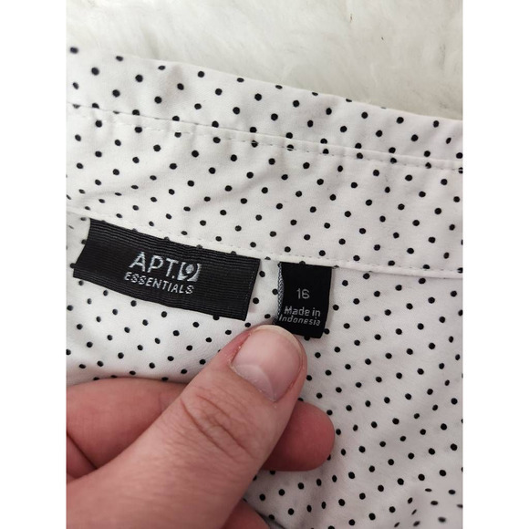 Apt 9 Essentials Womens Button Down Shirt Off White Black Dots Long Sleeve 16 - Picture 5 of 6